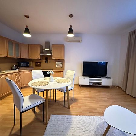 Modern & Cozy Apartment Near Hockey & Football Arena Bratislava Dış mekan fotoğraf