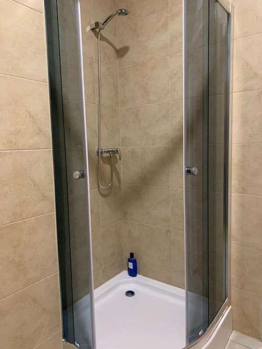 Modern & Cozy Apartment Near Hockey & Football Arena Bratislava Dış mekan fotoğraf